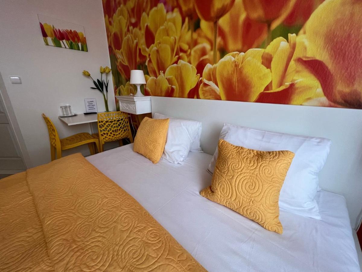 U Svateho Urbana Hotel Mikulov Luaran gambar